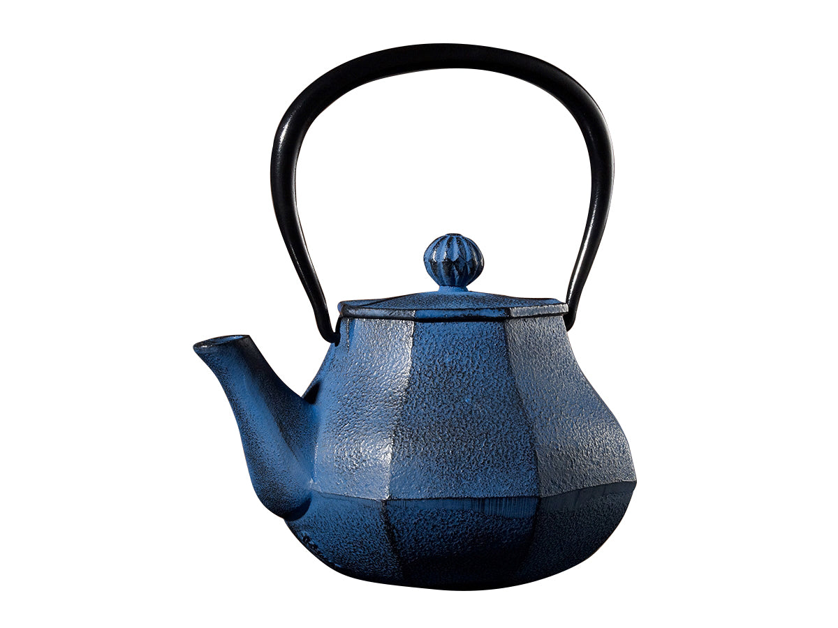 Mount Fuji Teapot in Blue (600 ml)